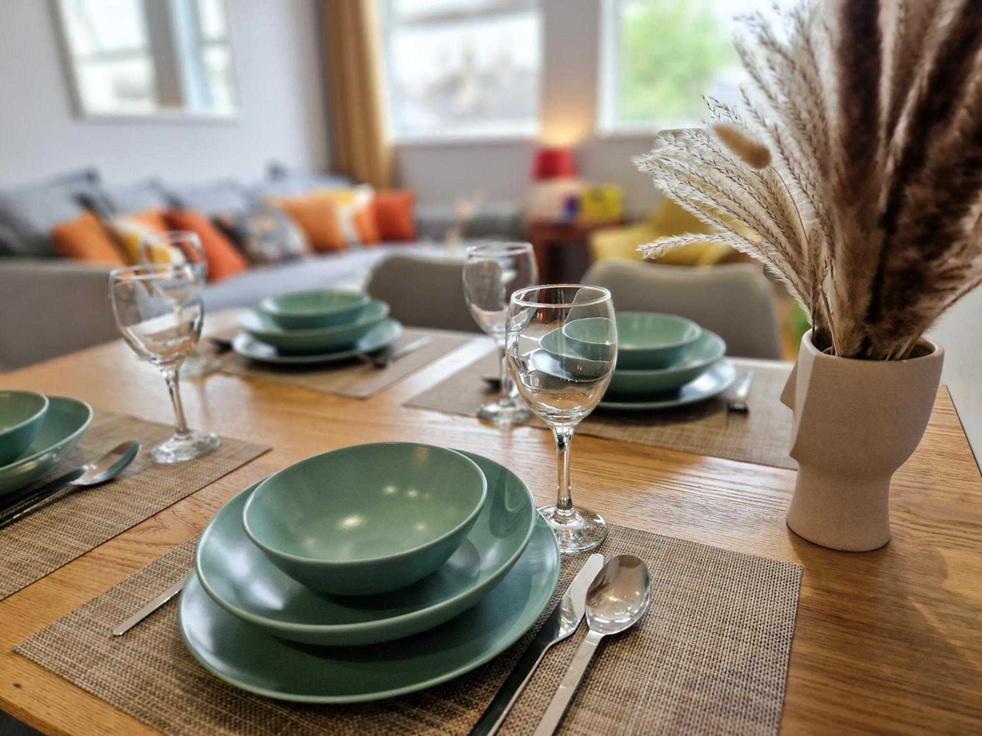 1-Bed Apartment, Close To Kensington Olympia With Free Wi-Fi & Netflix London Exterior foto