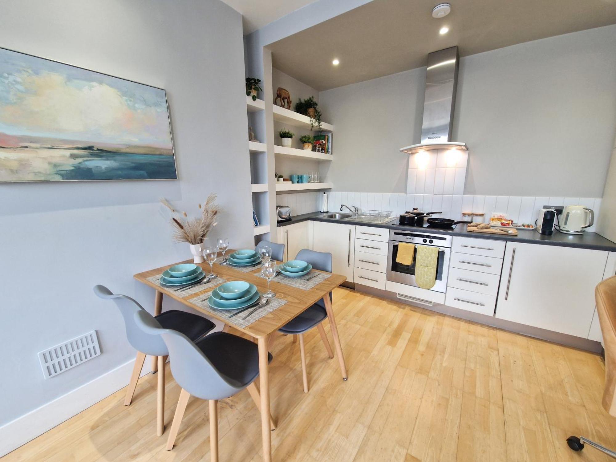 1-Bed Apartment, Close To Kensington Olympia With Free Wi-Fi & Netflix London Exterior foto